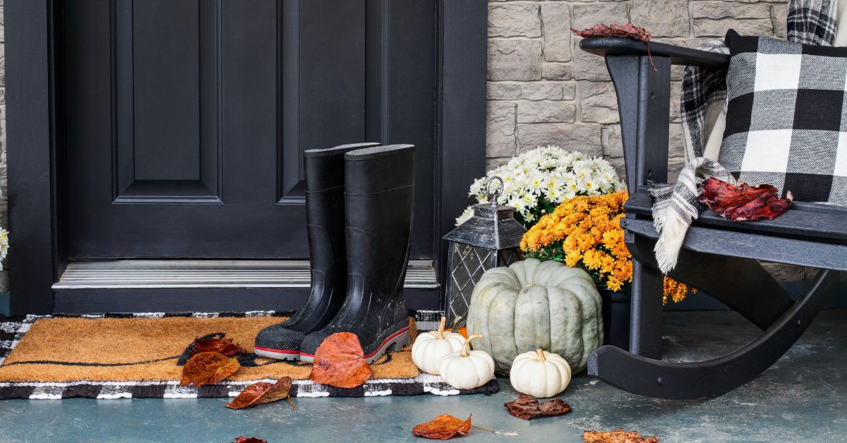 How To Spruce Up Your Porch for Fall