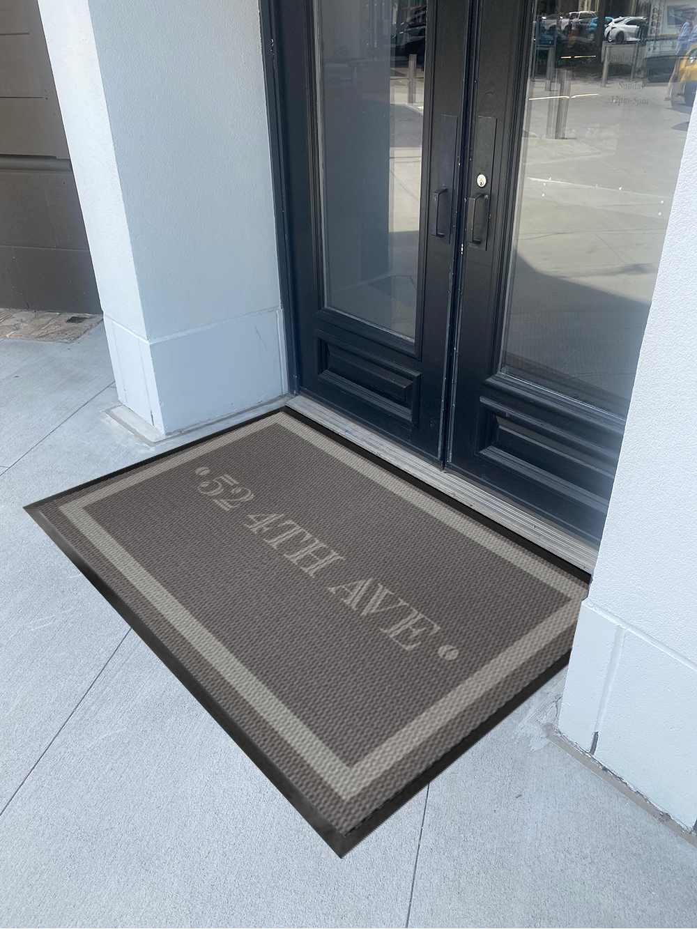 52 4th Ave