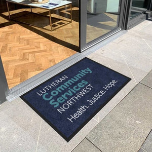 LCSNW Carpeted Classic Logo Mat
