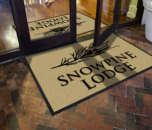 Snowpine Lodge §