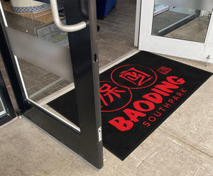 BAODING LOGO MAT Black Red