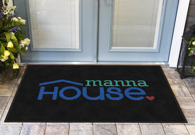 Manna House inside L1 E8