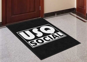 USQ social Black