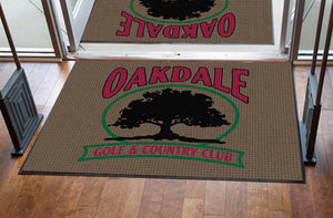 Oakdale Golf & Country Club §