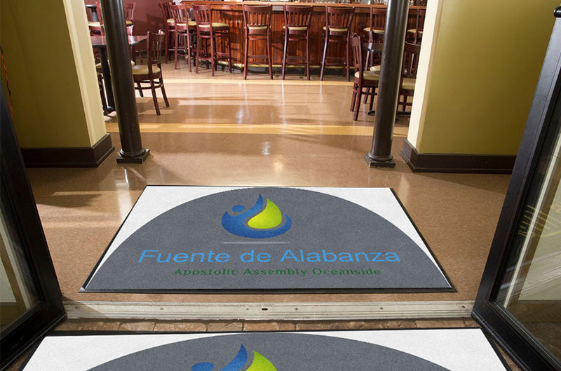 Fuente de Alabanza 4 X 6 Rubber Backed Carpeted HD Half Round - The Personalized Doormats Company